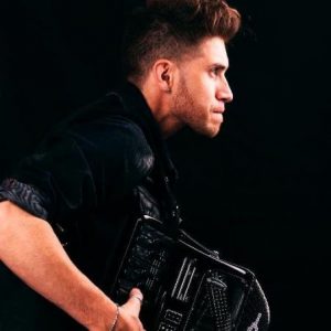 Contra Corriente (Cumbia) El Chili